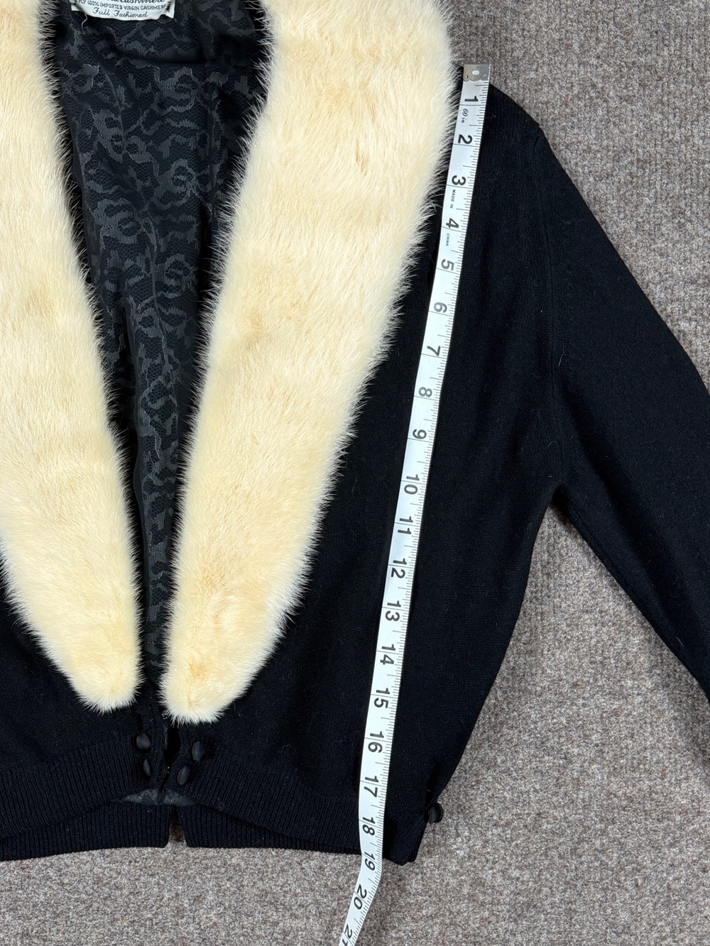 Vintage Black Cashmere Cropped Cardigan Sweater Women’s Small Mink Fur Collar - Picture 7 of 9